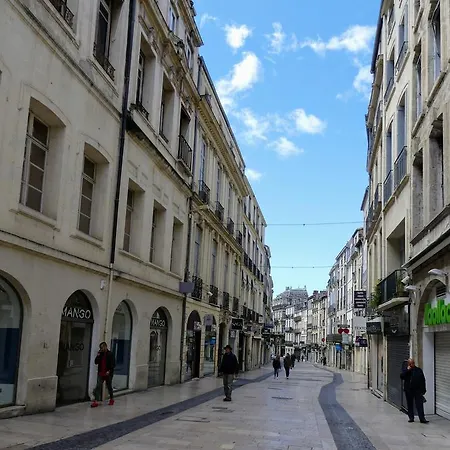 Chic - Les Toits De L'argenterie - Netflix Montpellier