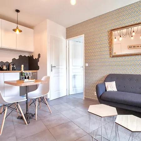 Chic - Les Toits De L'argenterie Appartement *